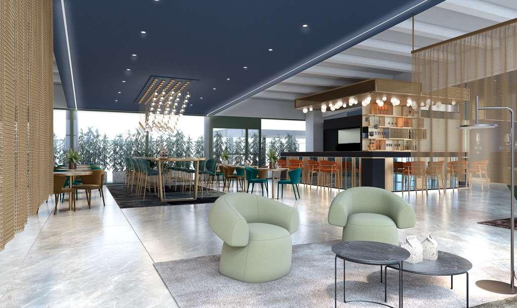 Отель Doubletree By Hilton Milan Malpensa Сольбьяте-Олона Интерьер фото