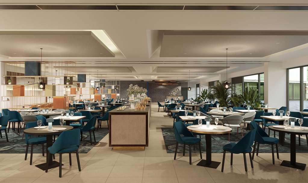 Отель Doubletree By Hilton Milan Malpensa Сольбьяте-Олона Ресторан фото
